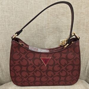 NEW Guess Red Logo Shoulder Handbag